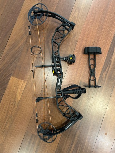 Compound bow left - compound,